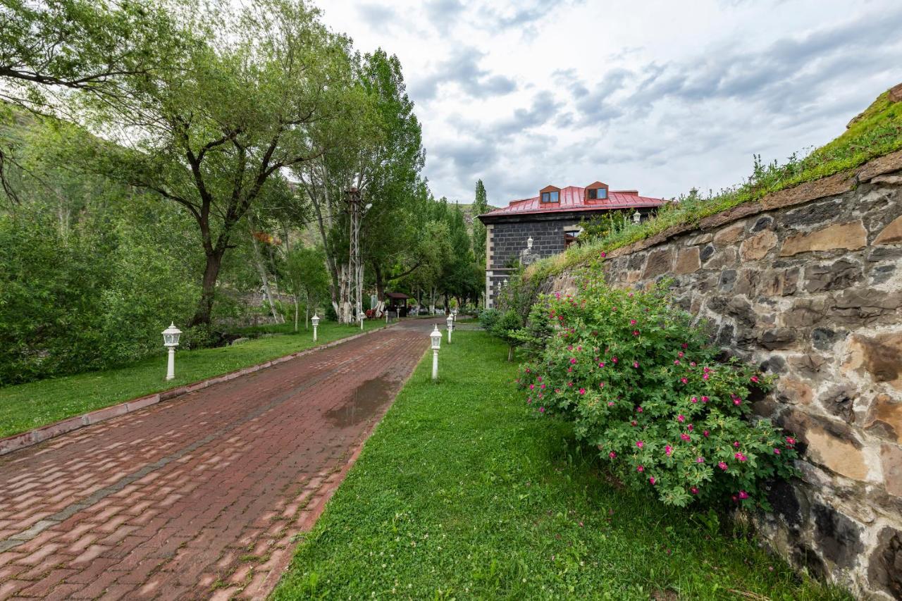 Hotel Katerina Sarayi 1877 Kars Buitenkant foto